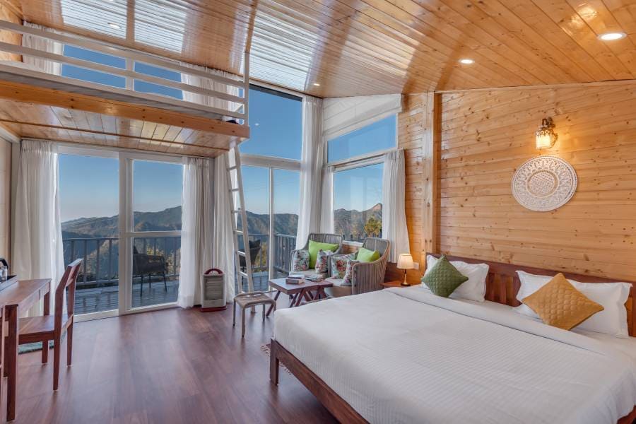 V Lux Chalet